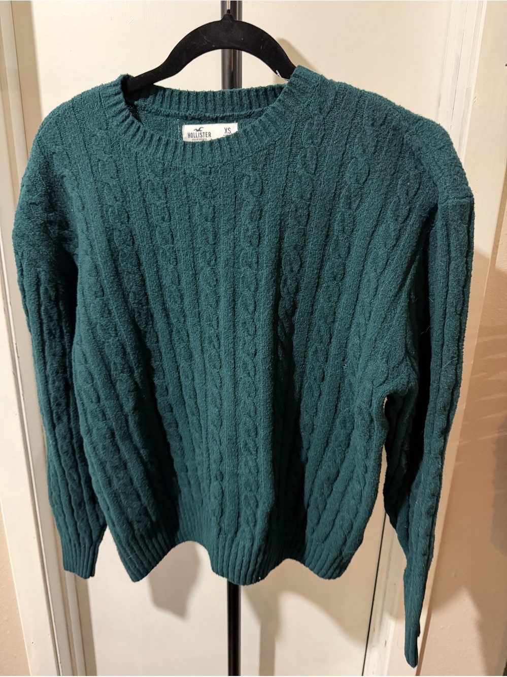 Hollister Cable Knit Sweater XS Green Crew Neck Cozy Pullover
